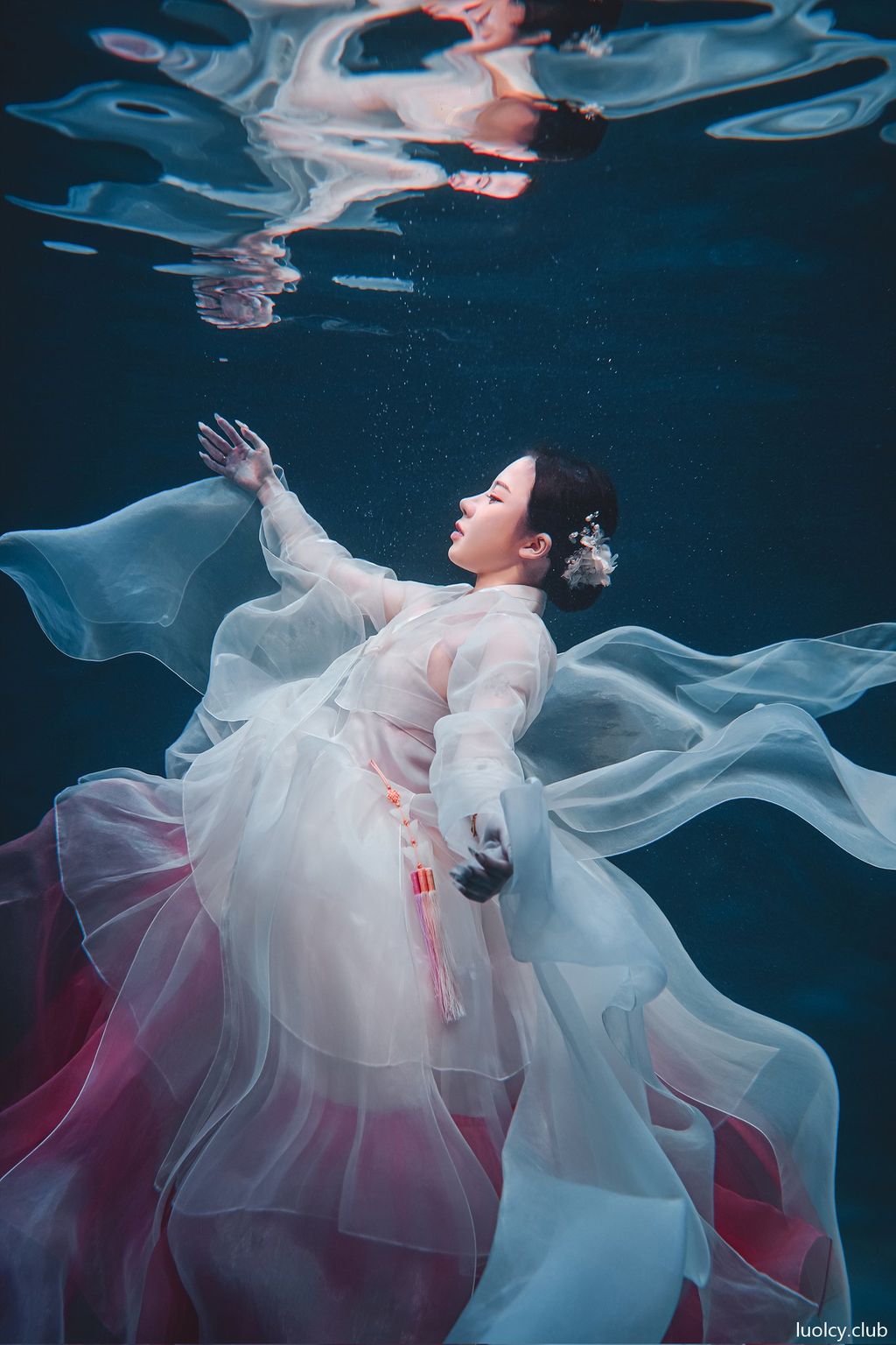 [OtherXXX] Bella_0406： 韩国反差女神福利视图合集