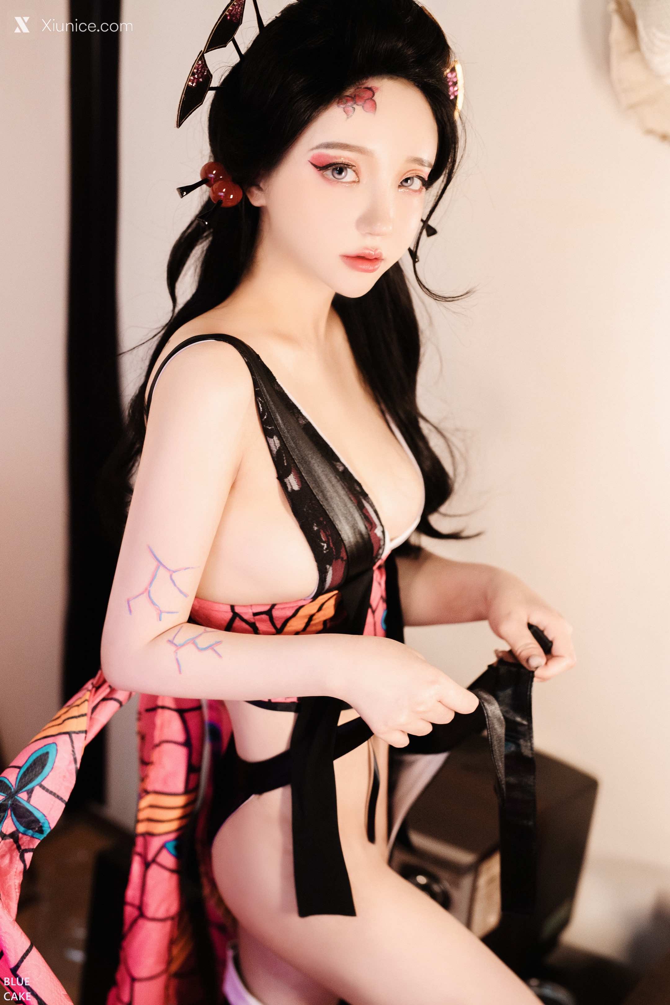 BLUECAKE Son Ye-Eun (손예은) – RED ONI 4K