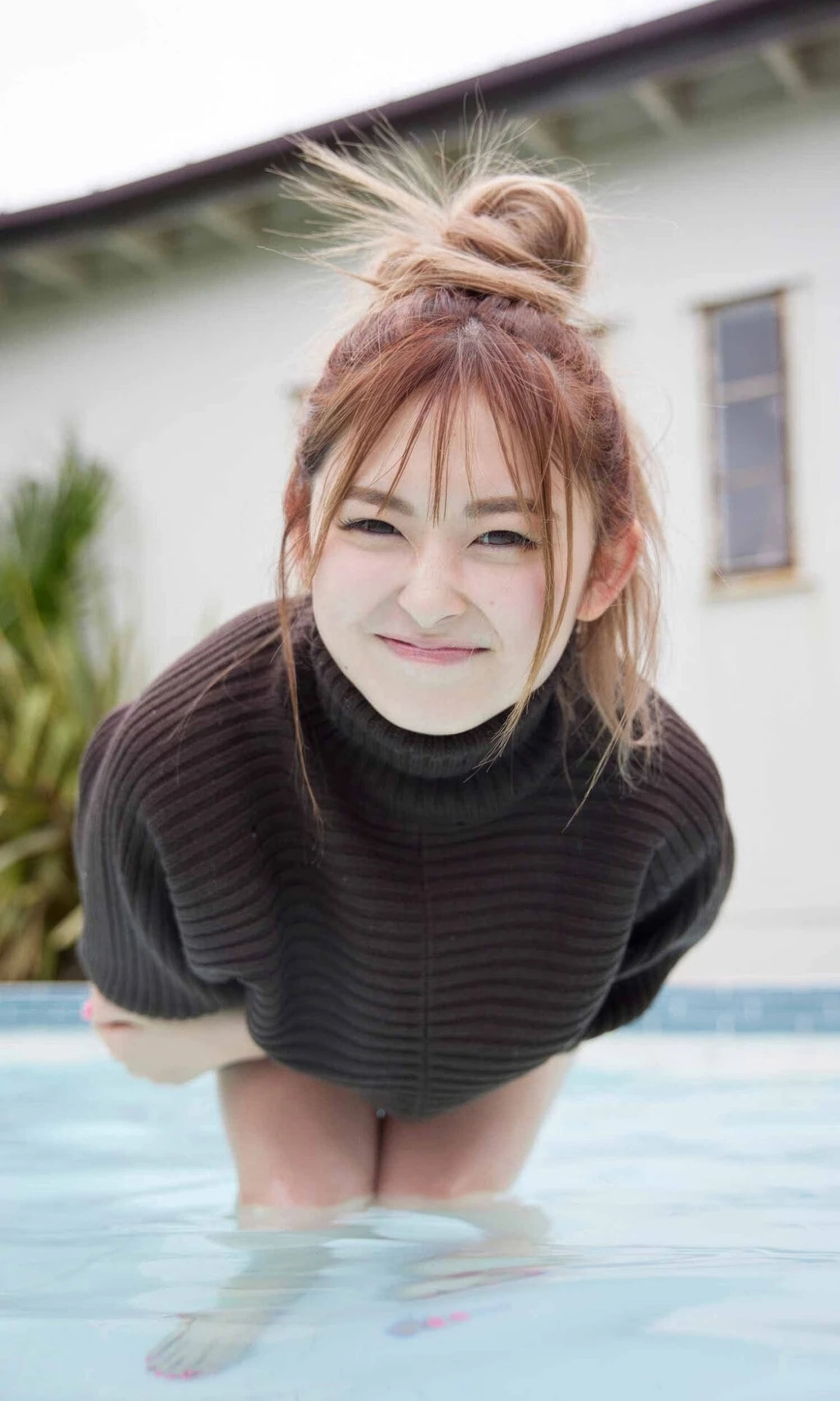 Yuuchami ゆうちゃみ, 週プレ Photo Book 「ギャルと清楚の二刀流！！」