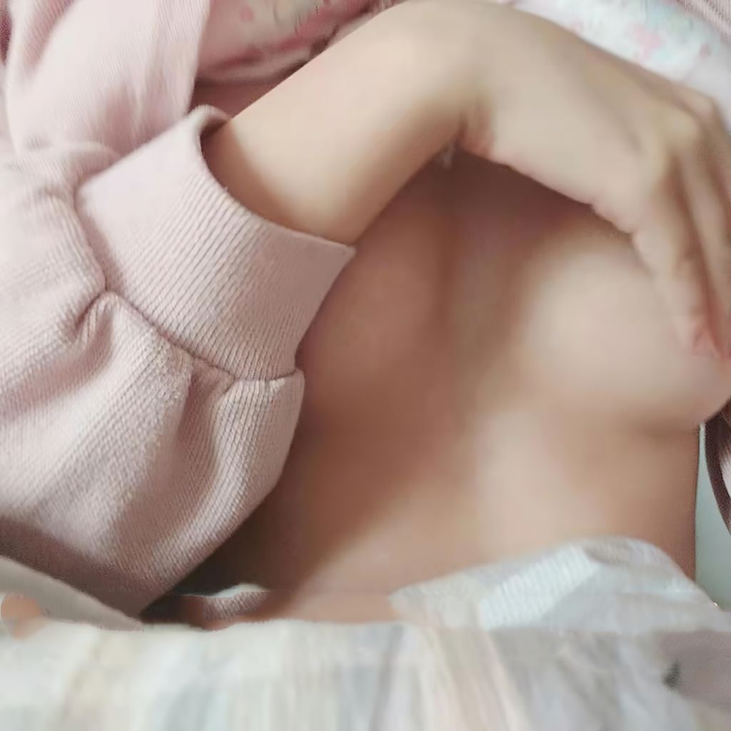 郑思瑶: 甜点小萝莉 原档收藏六安高中高二少女校花 41 郑思瑶: 甜点小萝莉 原档收藏六安高中高二少女校花
