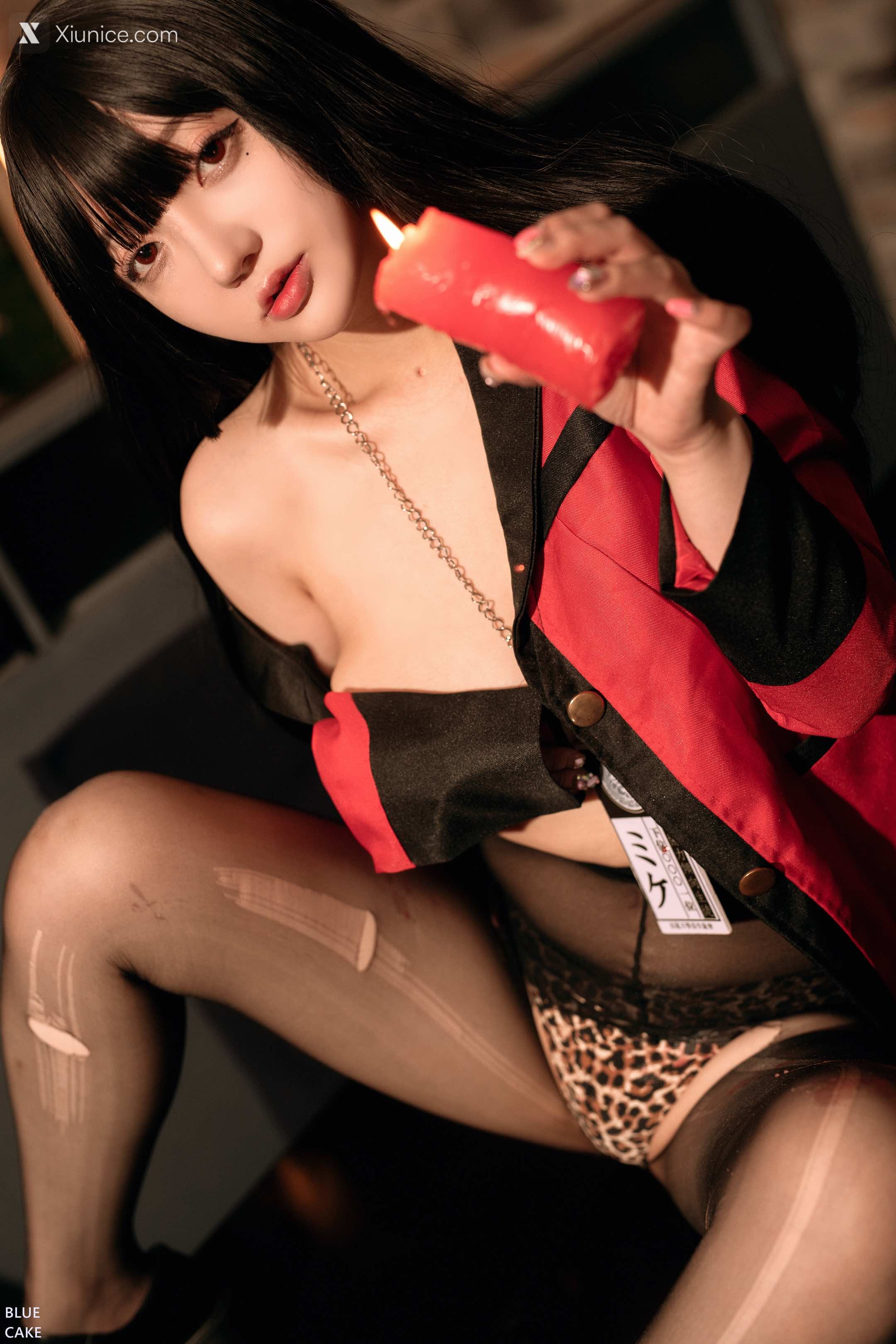 BLUECAKE Son Ye-Eun (손예은) – Hardcore Gambling 4K