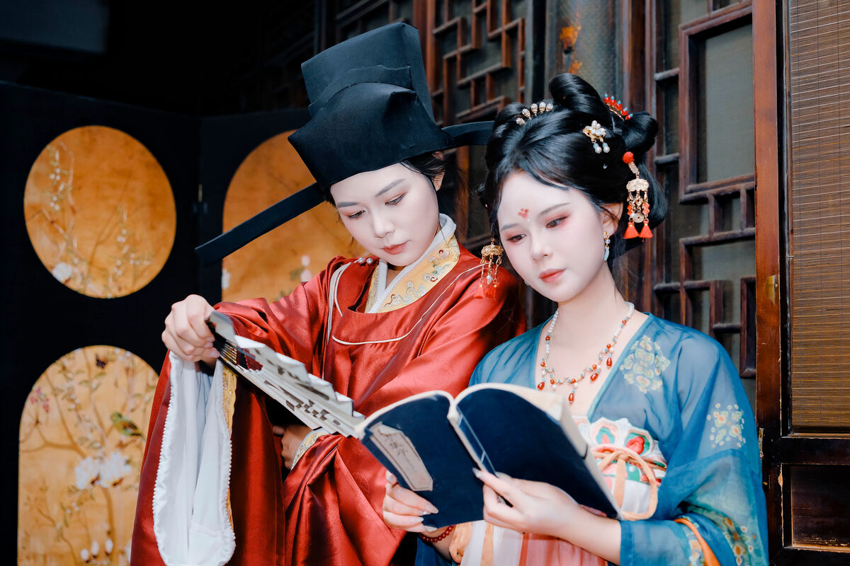 YiTuYu艺图语 Vol.10554 Yi Ming