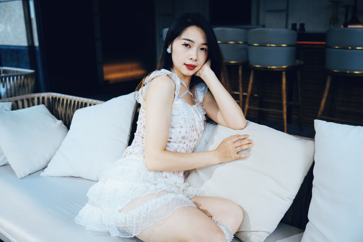 YiTuYu艺图语 Vol.10471 Yi Ming