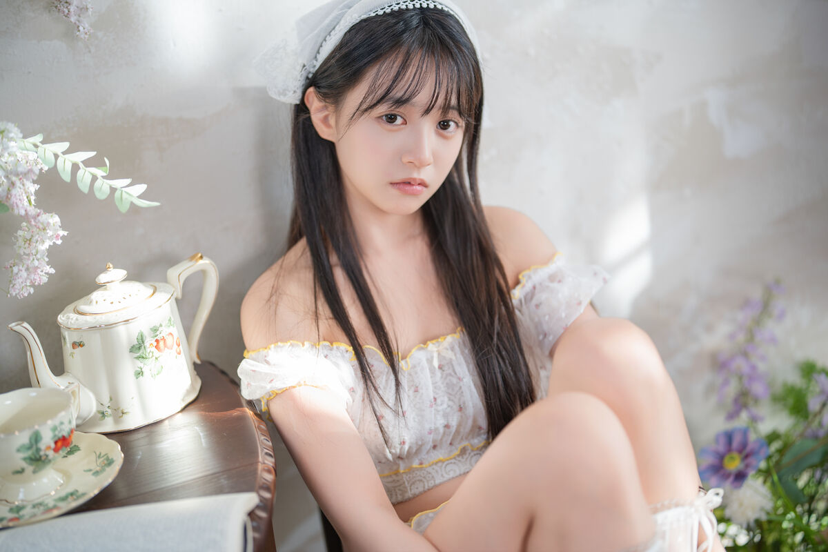 YiTuYu艺图语 Vol.10547 Xiao Yi