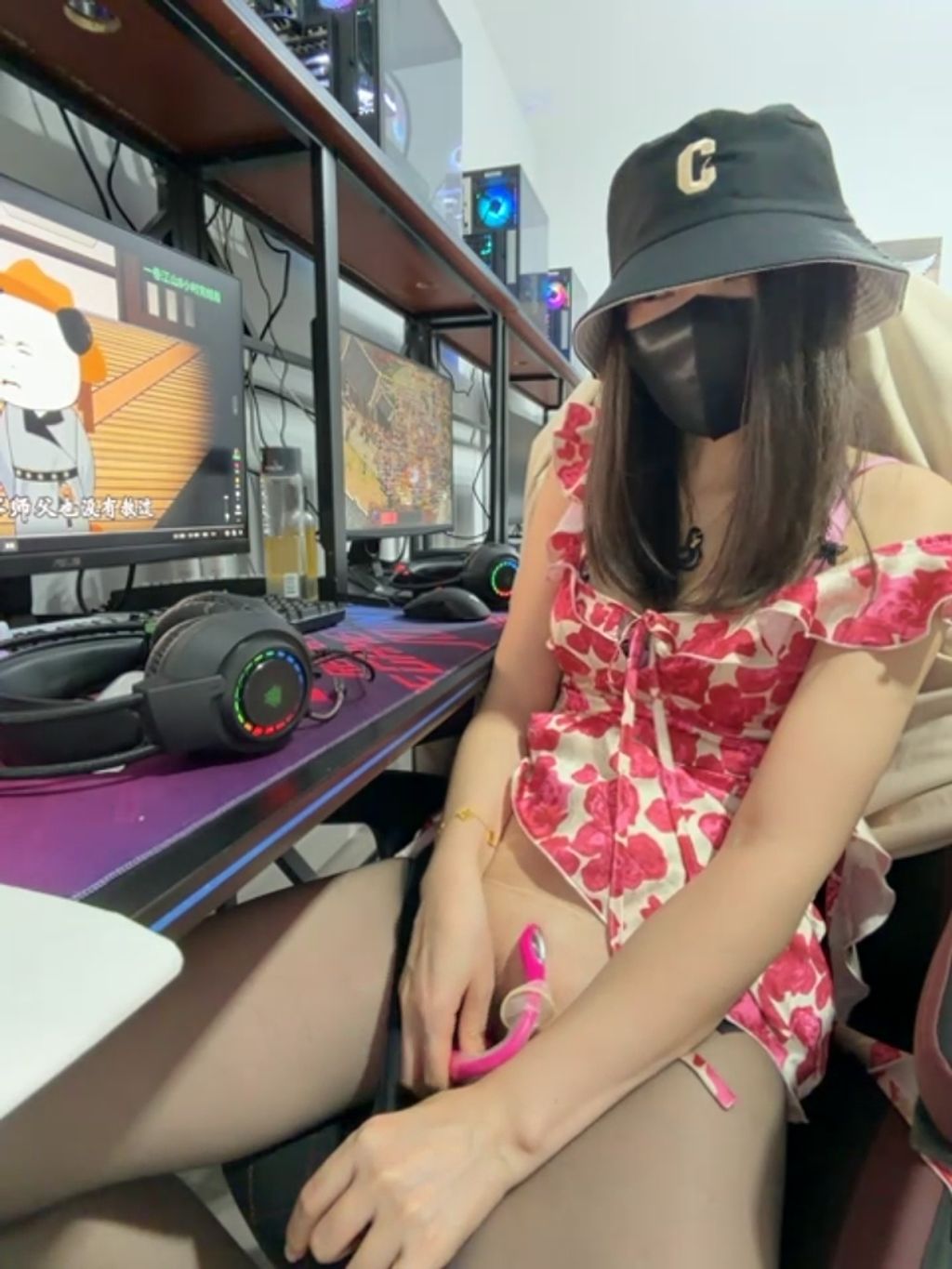 Lucky-cat88: 露出小美女 挑战公共场合露出 高尔夫球场 网吧 出租车 #01 12 Lucky-cat88: 露出小美女 挑战公共场合露出 高尔夫球场 网吧 出租车 #01