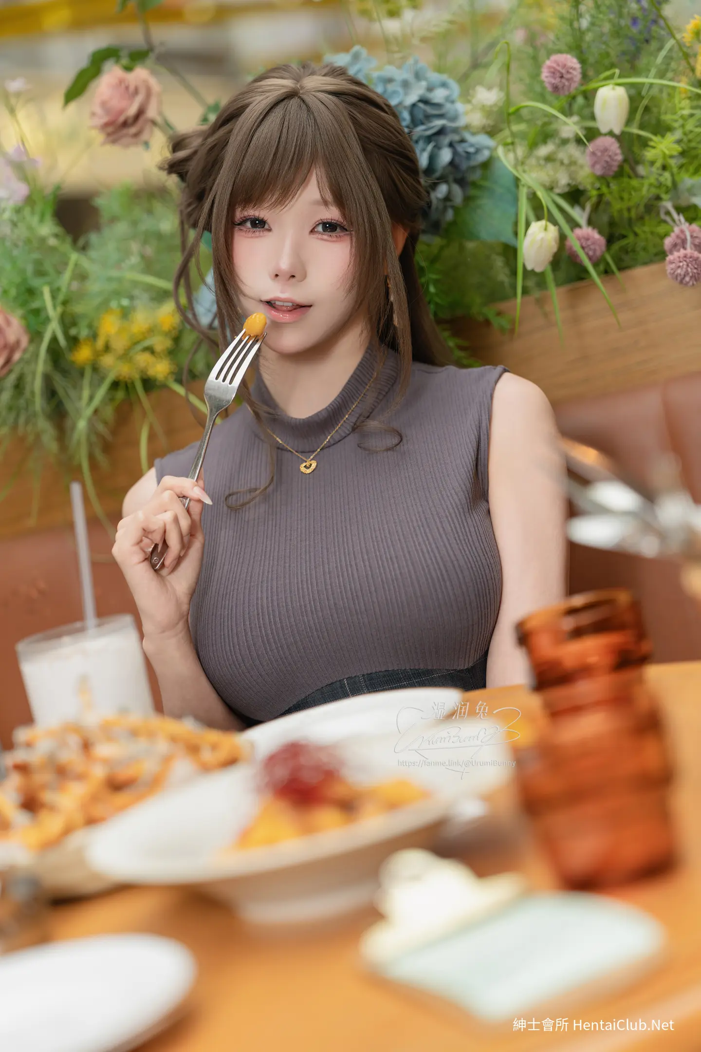 咬一口兔娘 网友的一日约会 21 咬一口兔娘 网友的一日约会