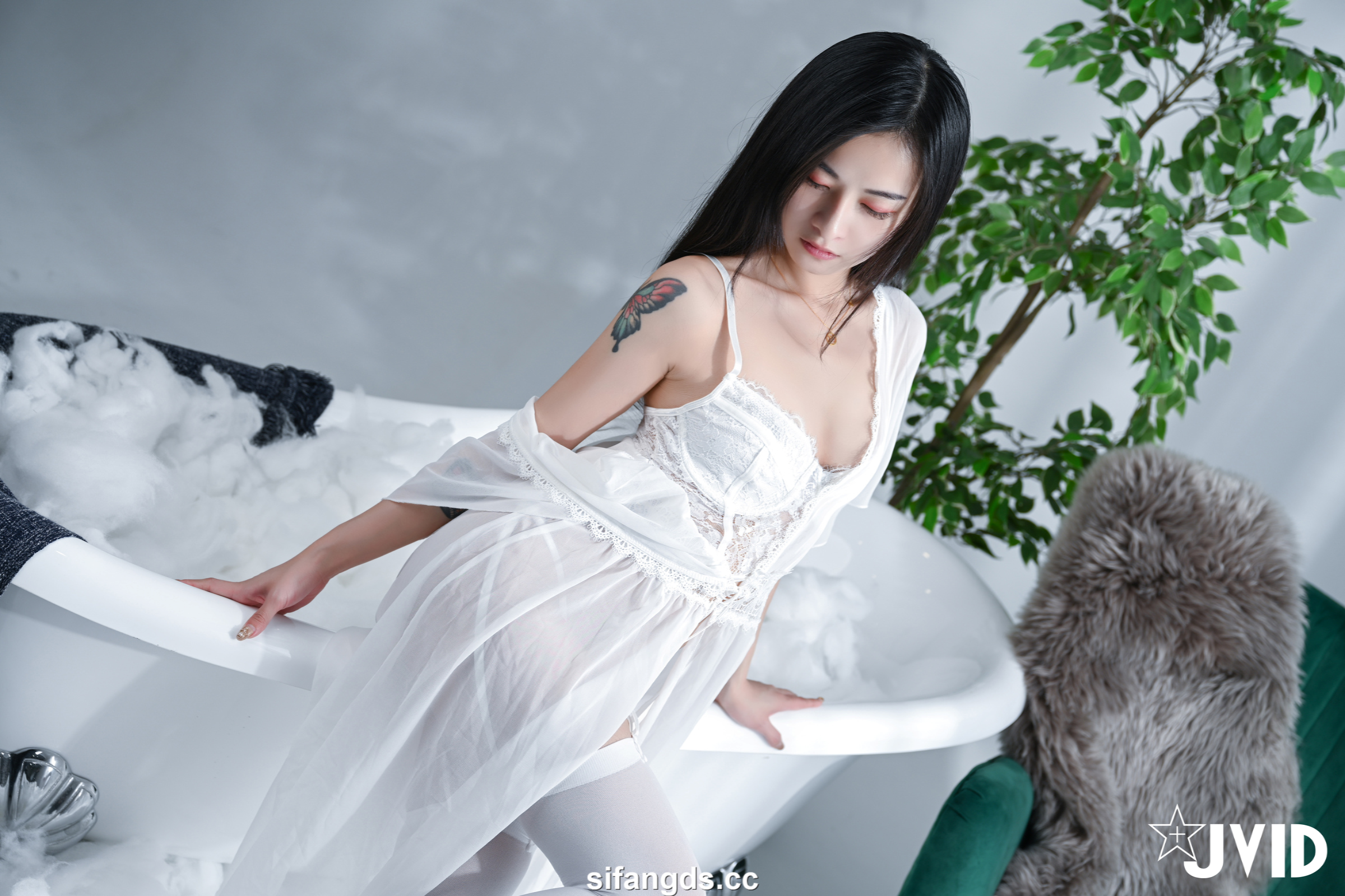 [JVID] 小婕兒 – 即日起受理預約到府開發衝刺姿勢