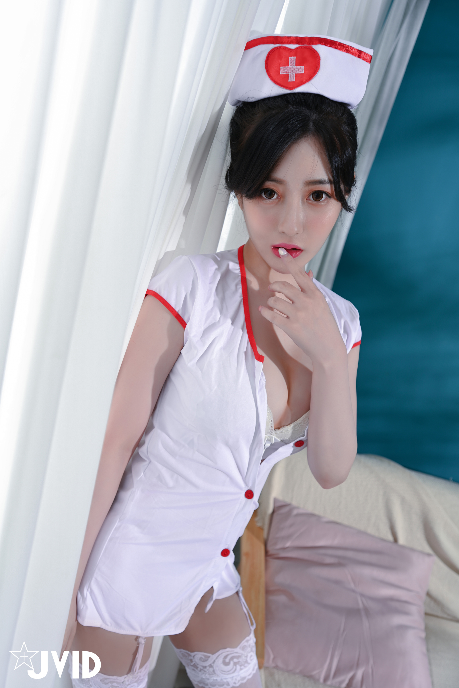 [JVID] 璃奈醬 – 打完疫苗是不是發燒酸痛痛？小護士璃奈醬全心陪伴照顧你!還沒輪到打疫苗超幹？沒關係璃奈醬腳開開給你在神鮑裡注入白色汁液
