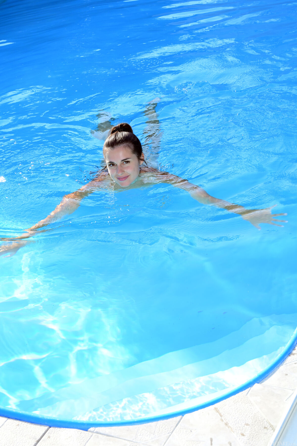 MetArt Alina - Poolside Plunge Part02