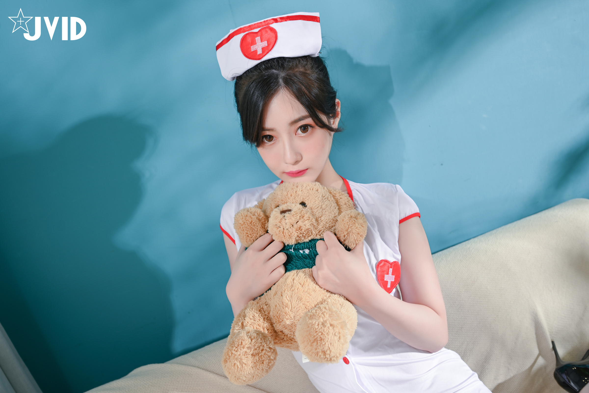 [JVID] 璃奈醬 – 打完疫苗是不是發燒酸痛痛？小護士璃奈醬全心陪伴照顧你!還沒輪到打疫苗超幹？沒關係璃奈醬腳開開給你在神鮑裡注入白色汁液