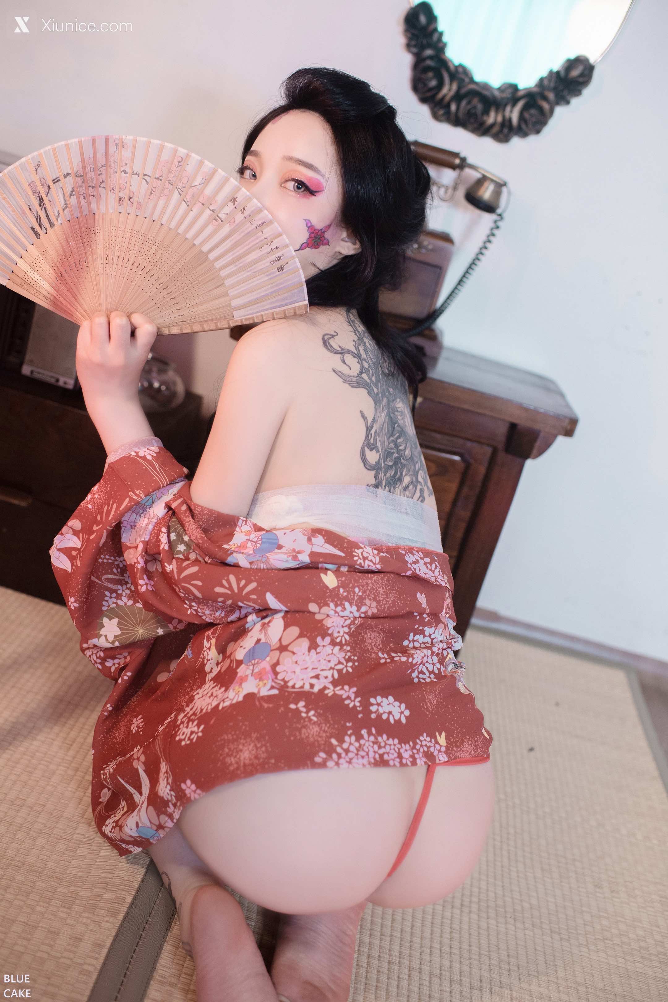 BLUECAKE Son Ye-Eun (손예은) – RED ONI 4K