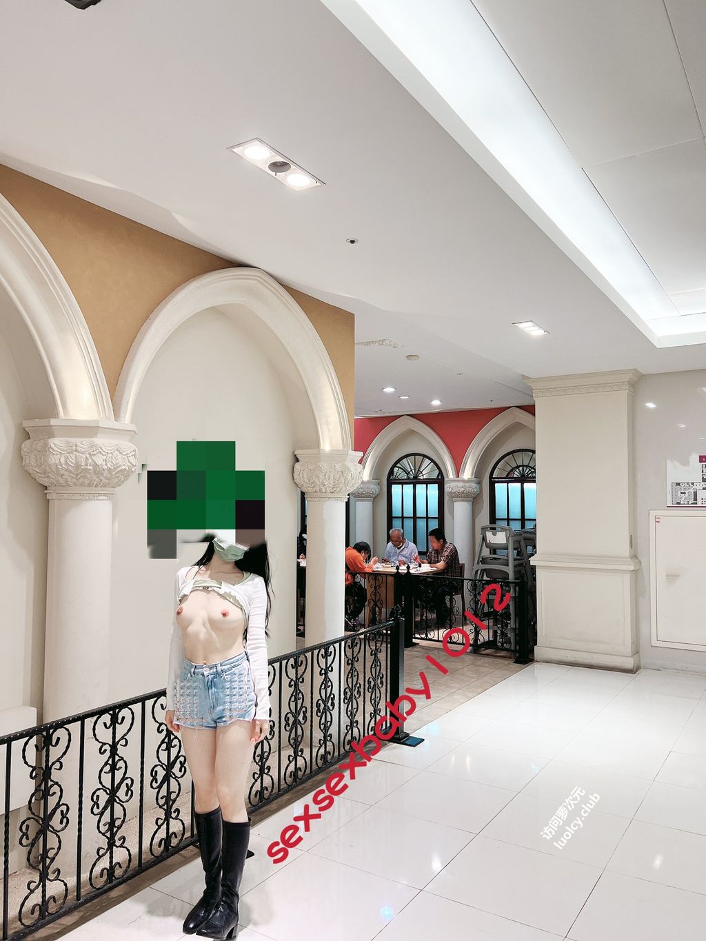[OtherXXX] 薇安安： 极品福利姬 人前露出福利订阅