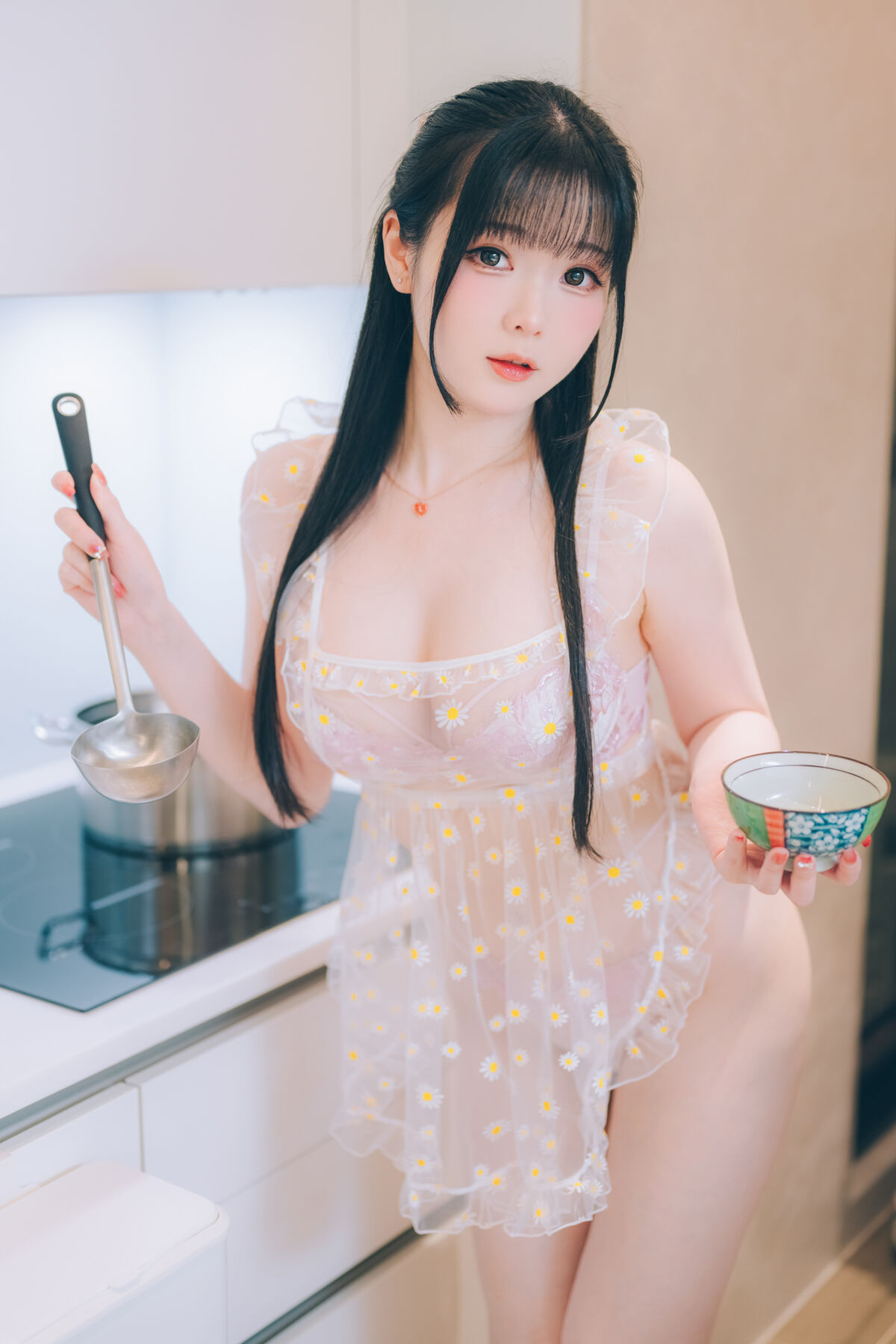 Coser@霜月shimo - DL版写真集 Cohabitation With Shimo Chan