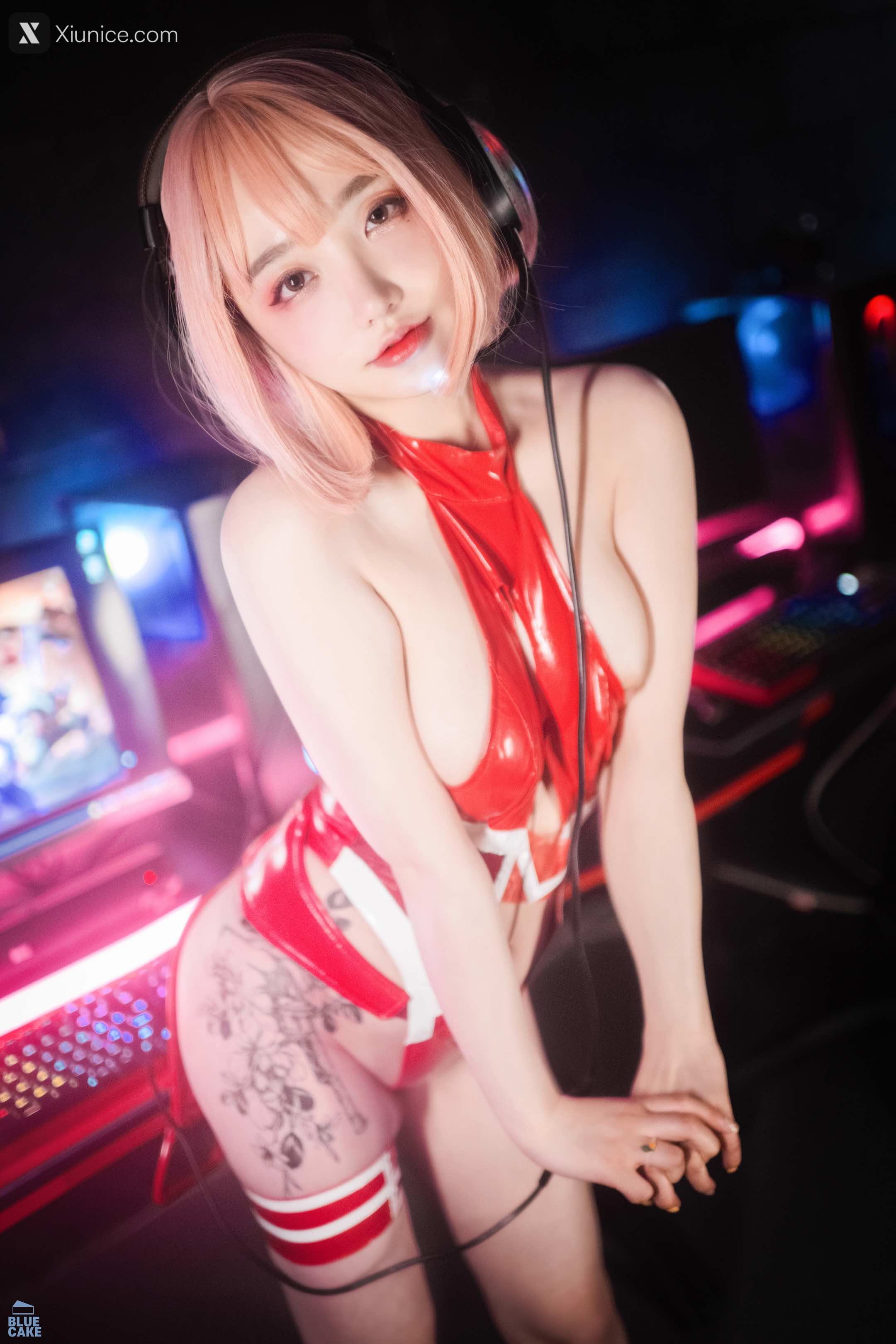 BLUECAKE Son Ye-Eun (손예은) – Code 002 Mini 4K
