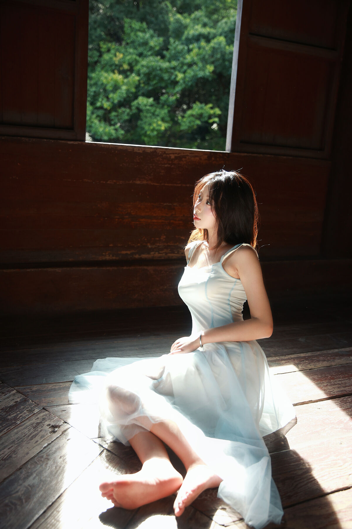 YiTuYu艺图语 Vol.10401 Xiao U
