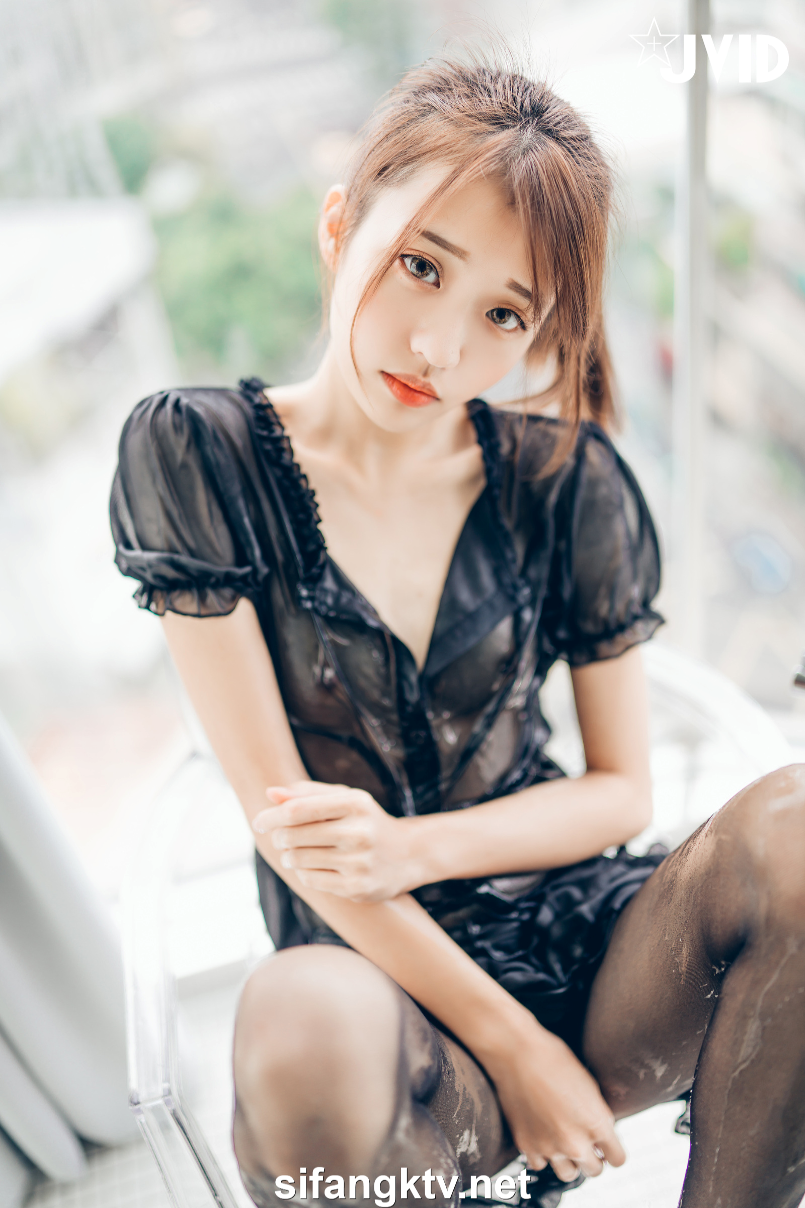 [JVID] 妍妍 Angel – 妍妍小寶寶 來餵她喝奶吧❤️! 還有透絲透點裝 潤滑絲襪💦