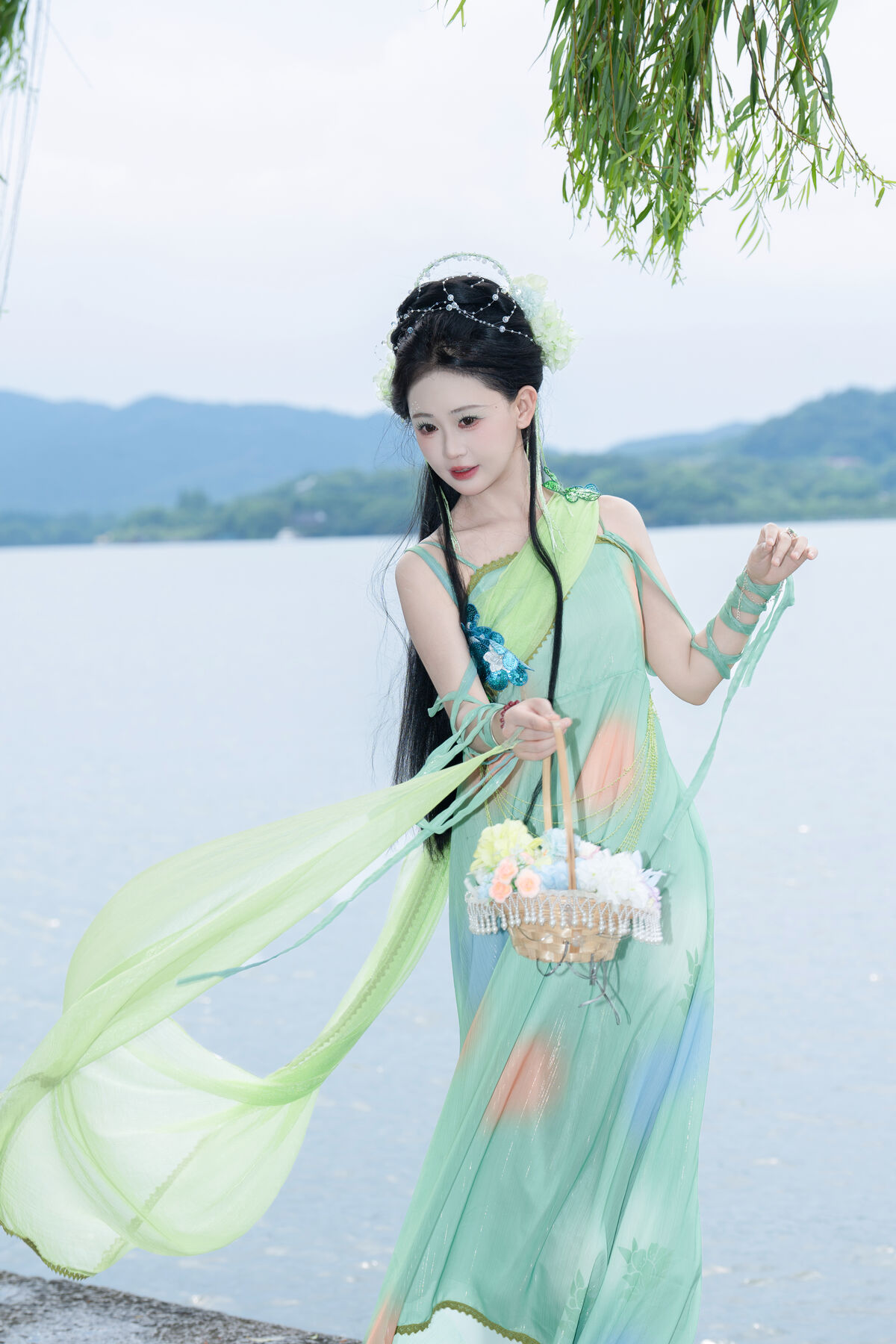 YiTuYu艺图语 Vol.10362 Jiao Yi Zhi Sui Sui