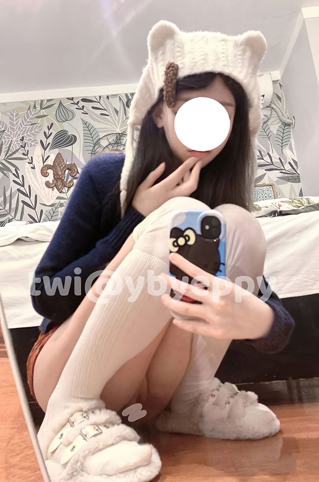 ybyeppy: 贫乳反差小仙女 腰细腿长白虎 12 ybyeppy: 贫乳反差小仙女 腰细腿长白虎