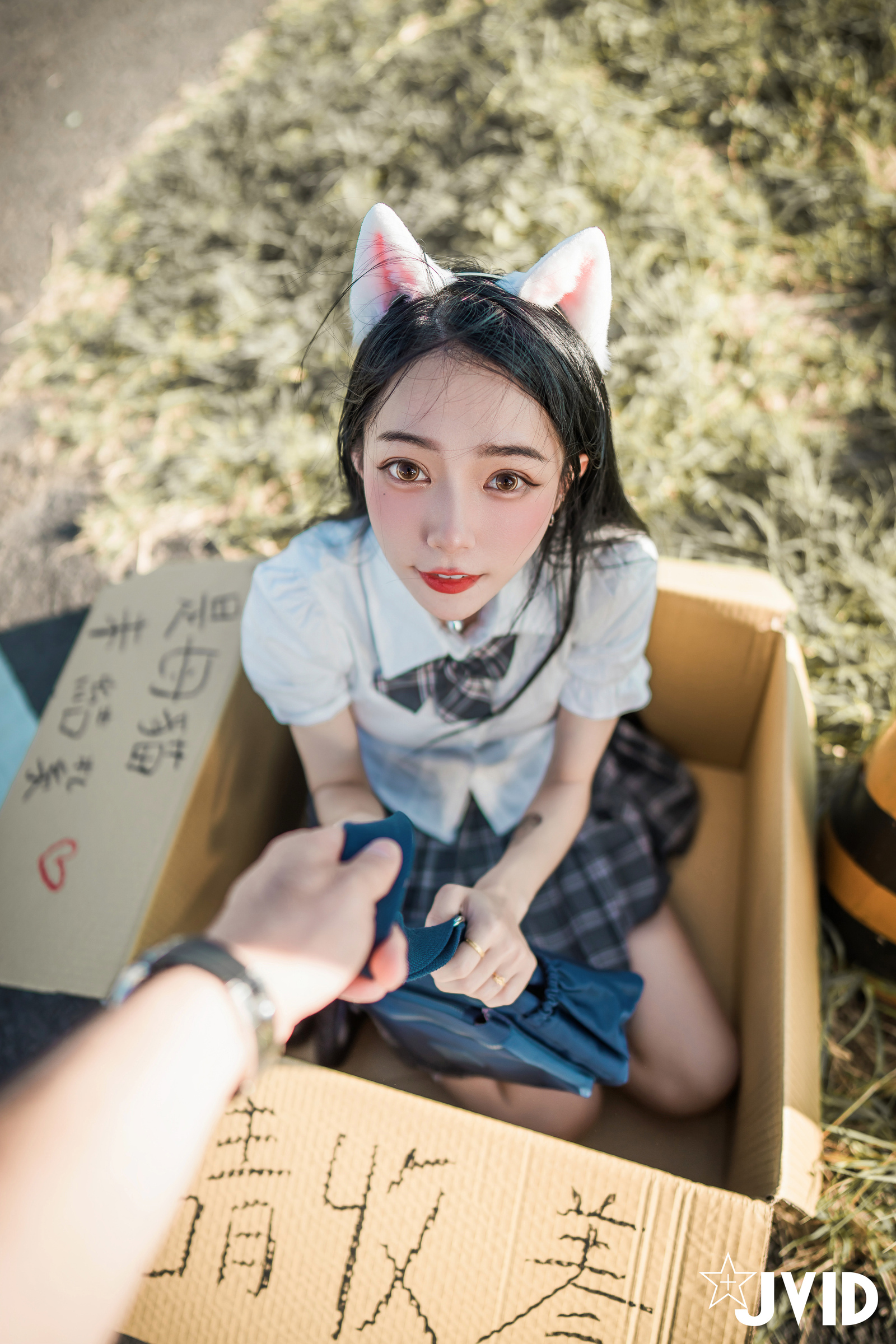 [JVID] 飄飄哥 – 貓咪收養手冊😺巨乳人形貓 女神飄飄🔞