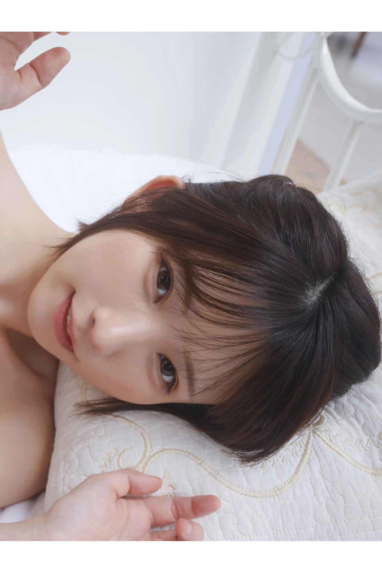 Enako えなこ, ヤングガンガンデジタル限定写真集 「くぎ付け」