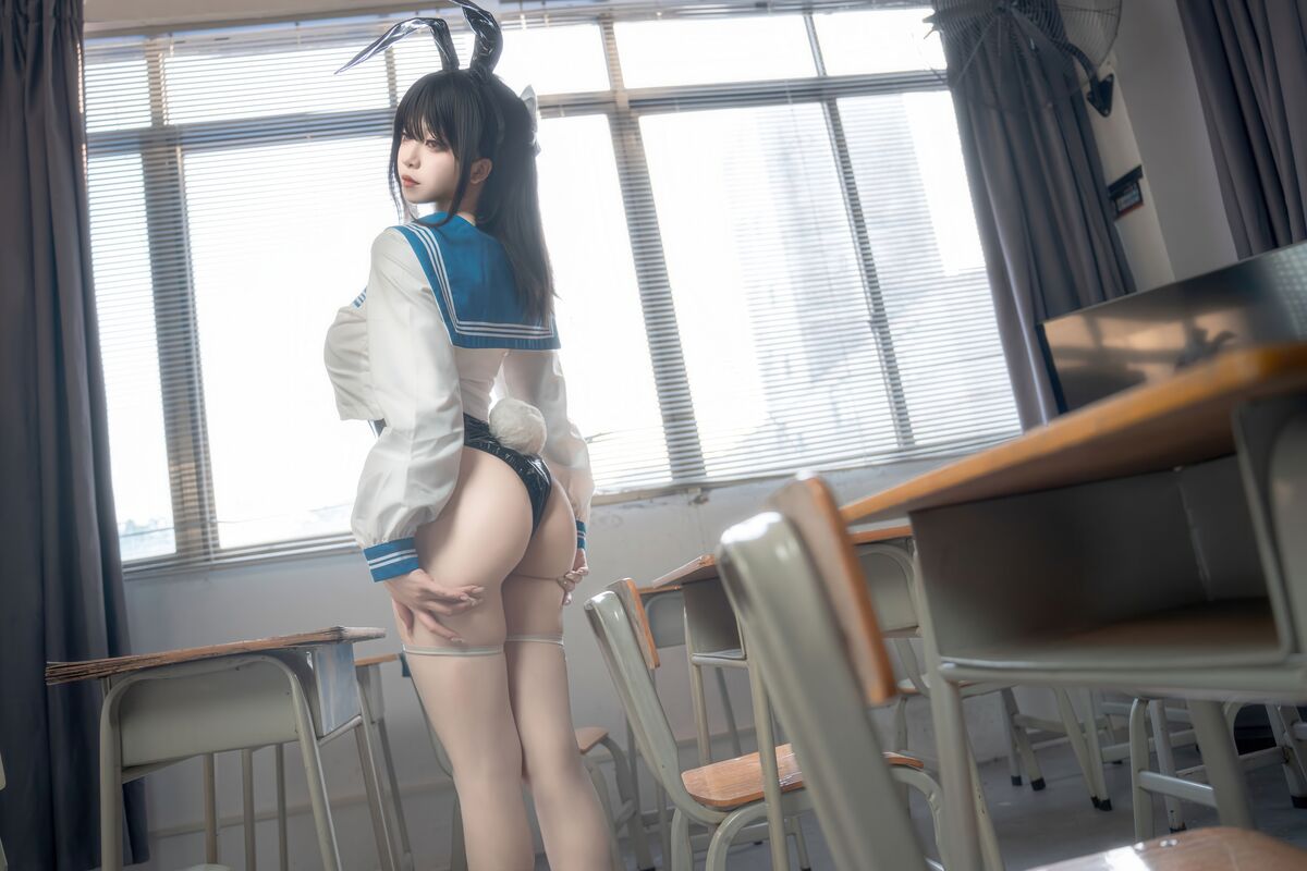 Coser@纸悦Etsu_ko - 水手服兔女郎