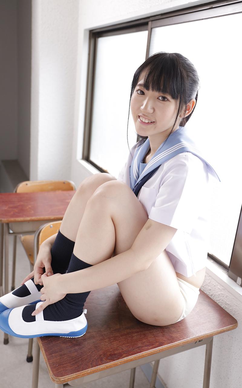 [Photobook] あの頃、制服美少女と。 河奈亜依
