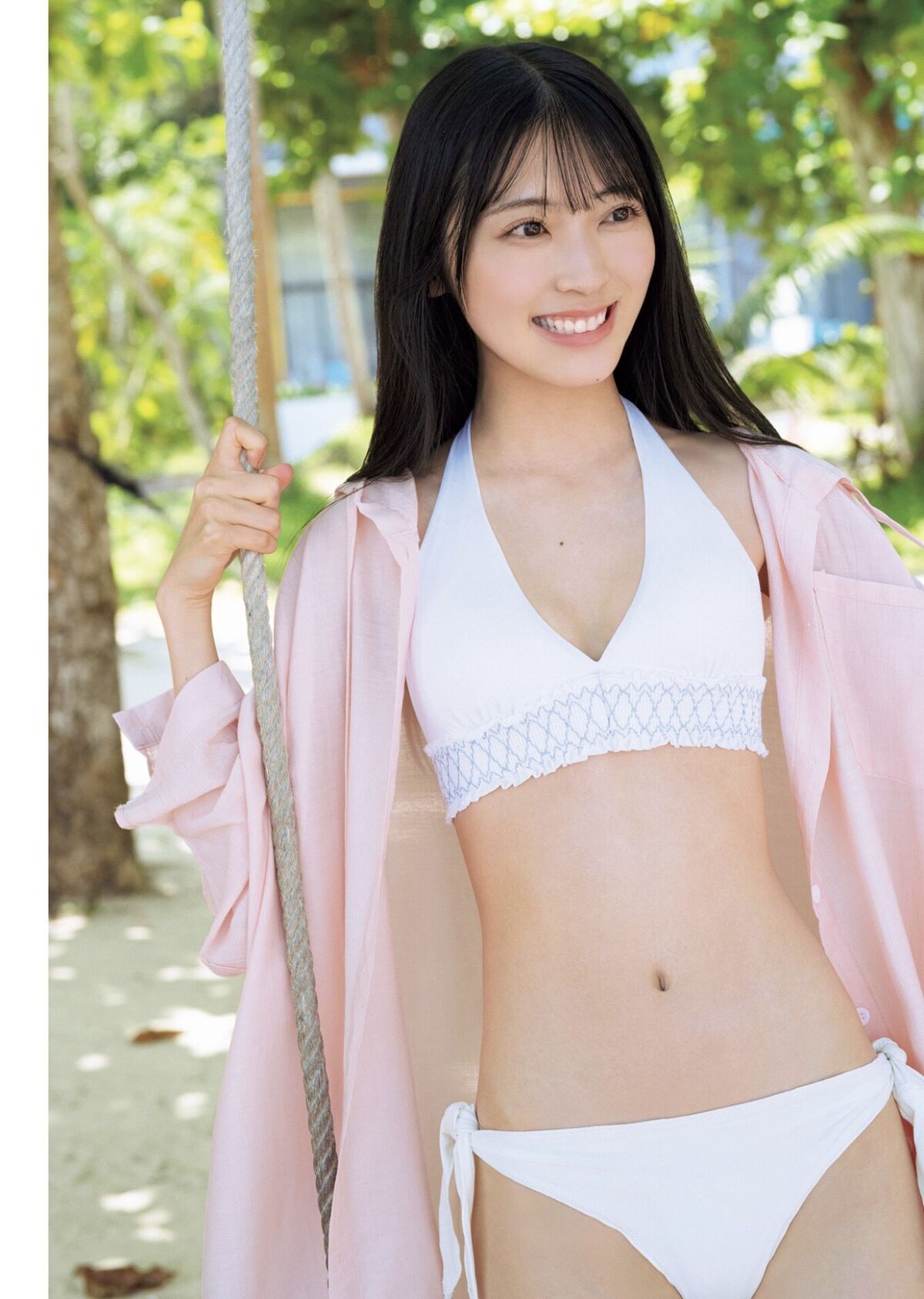 Airi Sato 佐藤綺星 - 1st写真集 天使の反射角度 Part01