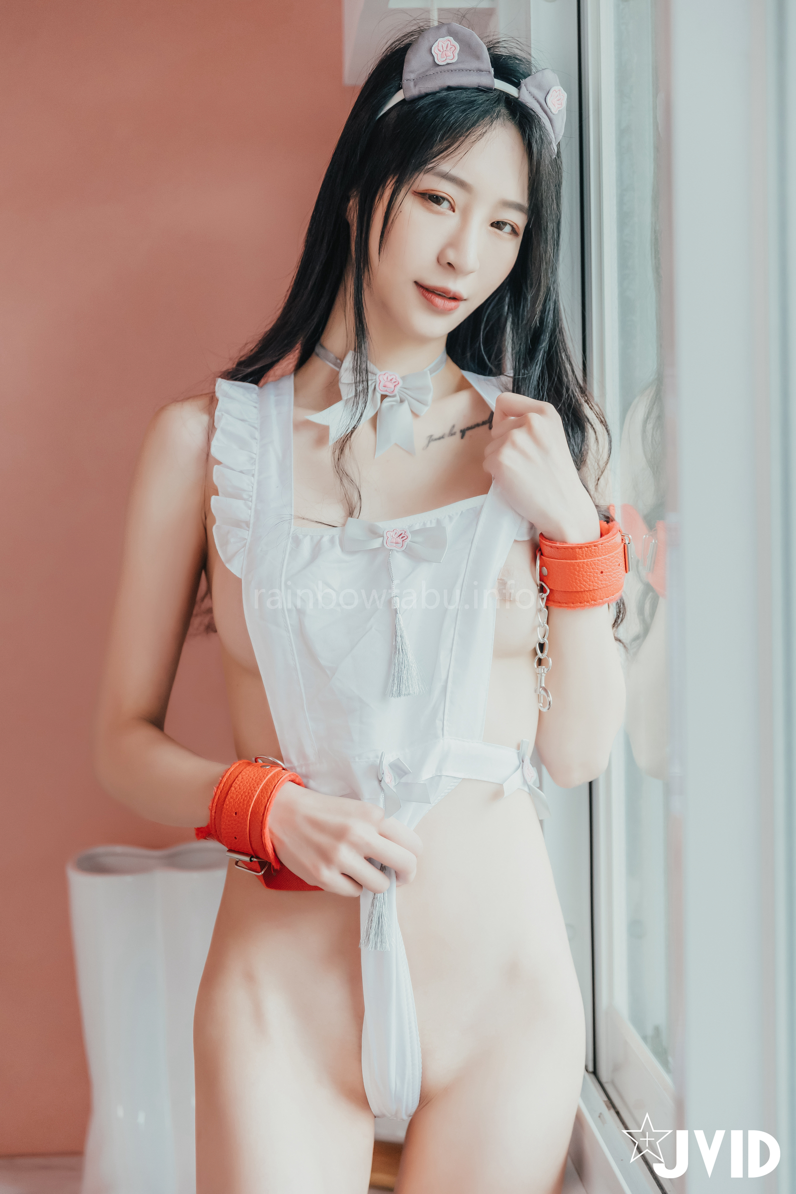 [JVID] Sunny小采緹 – 『開腿綑綁』過節寂寞難耐自己玩起來的Sunny小僕娘