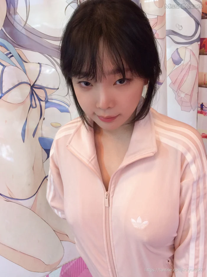 Kang In-kyung (강인경): Dinner 10 Kang In-kyung (강인경): Dinner