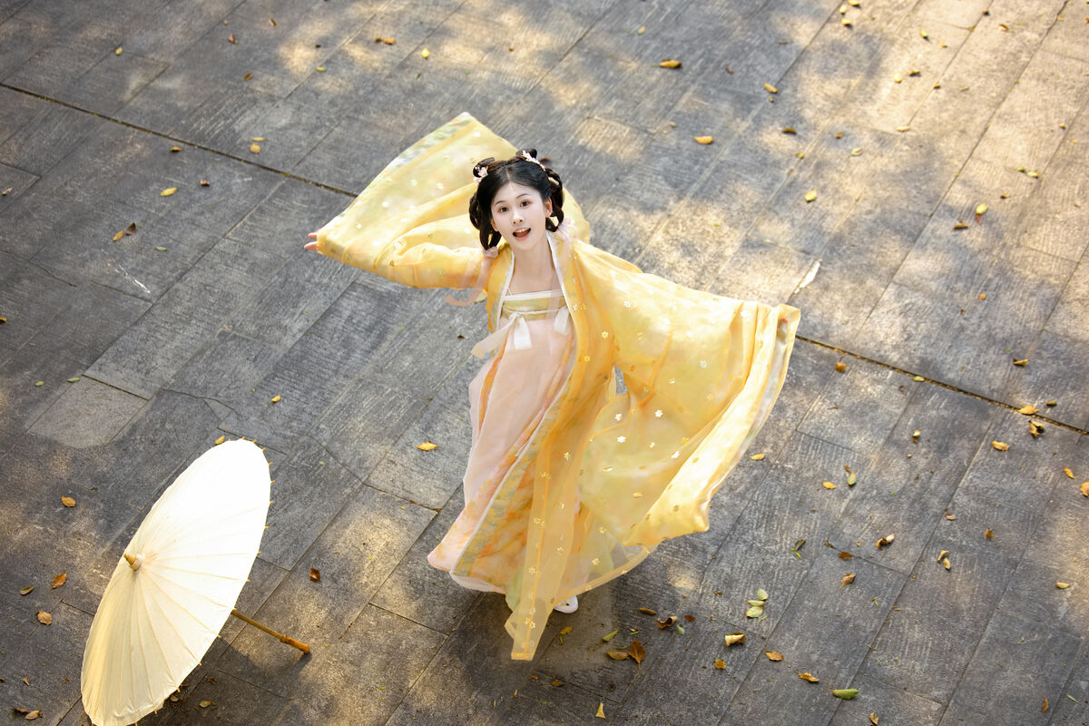 YiTuYu艺图语 Vol.10416 Xiao Y Jin Tian Ye Hen Kai Xin