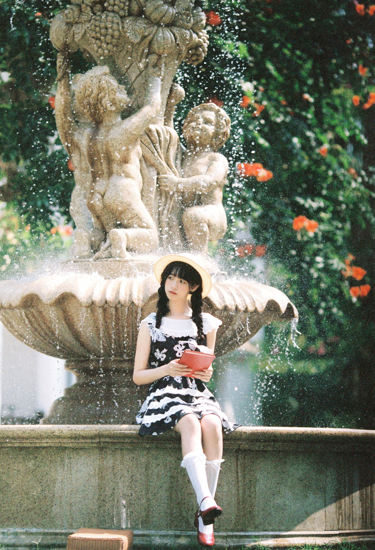 YiTuYu艺图语 Vol.10363 Kua Lie Su Su