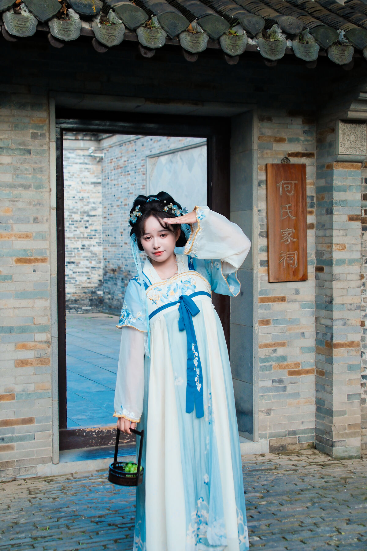 YiTuYu艺图语 Vol.10536 Yi Ming