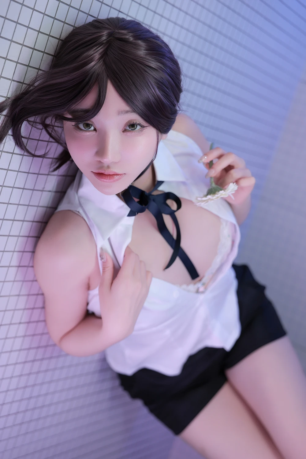 Son Yeeun 손예은, Photobook 「Ignis Girl」