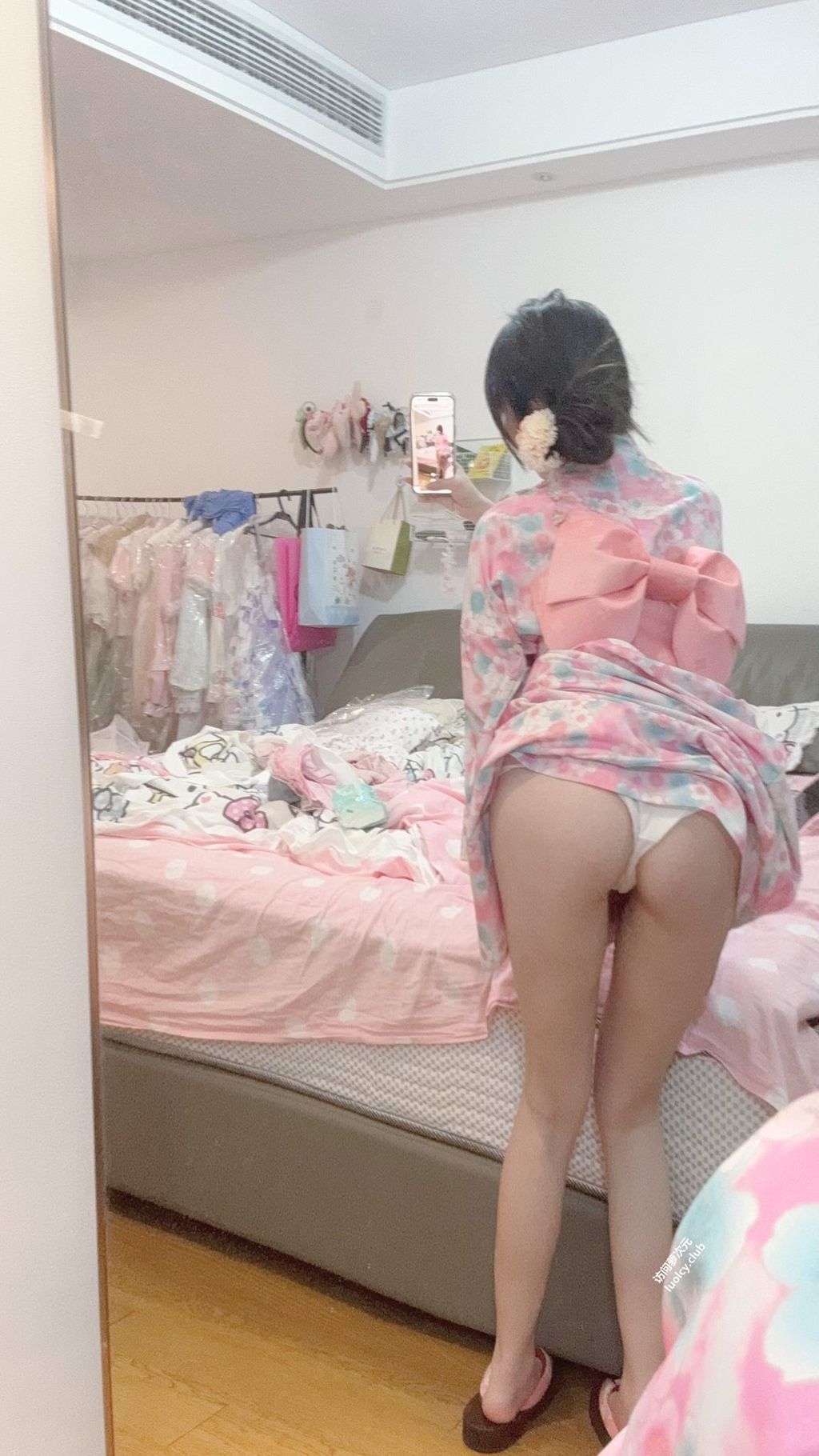 [OtherXXX] 呆呆(小粉馒头)： Cos大奶白虎萝莉 极品福利姬