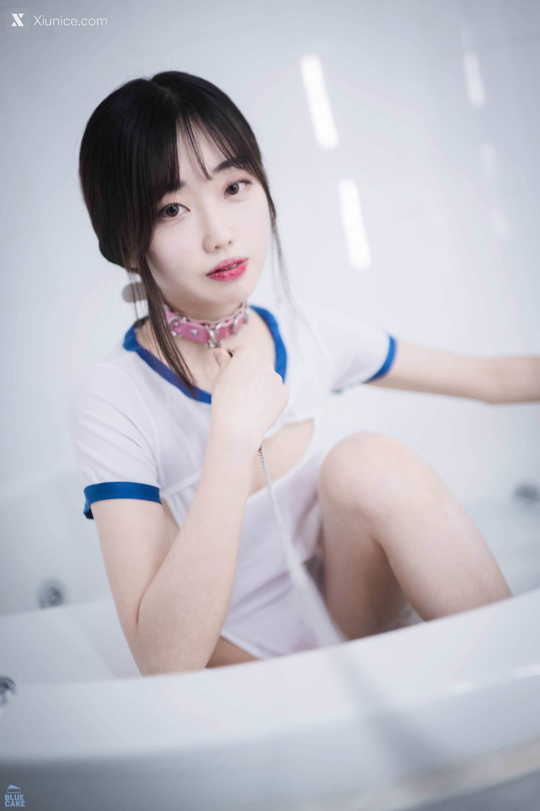 BLUECAKE Kim Ji-won (김지원) – White One + RED.Ver 4K
