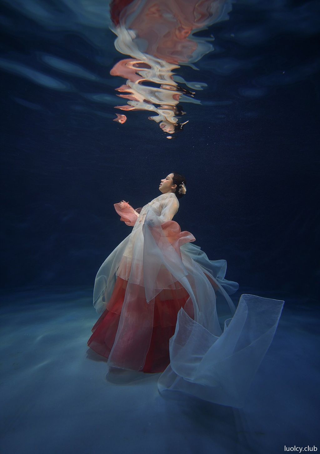[OtherXXX] Bella_0406： 韩国反差女神福利视图合集