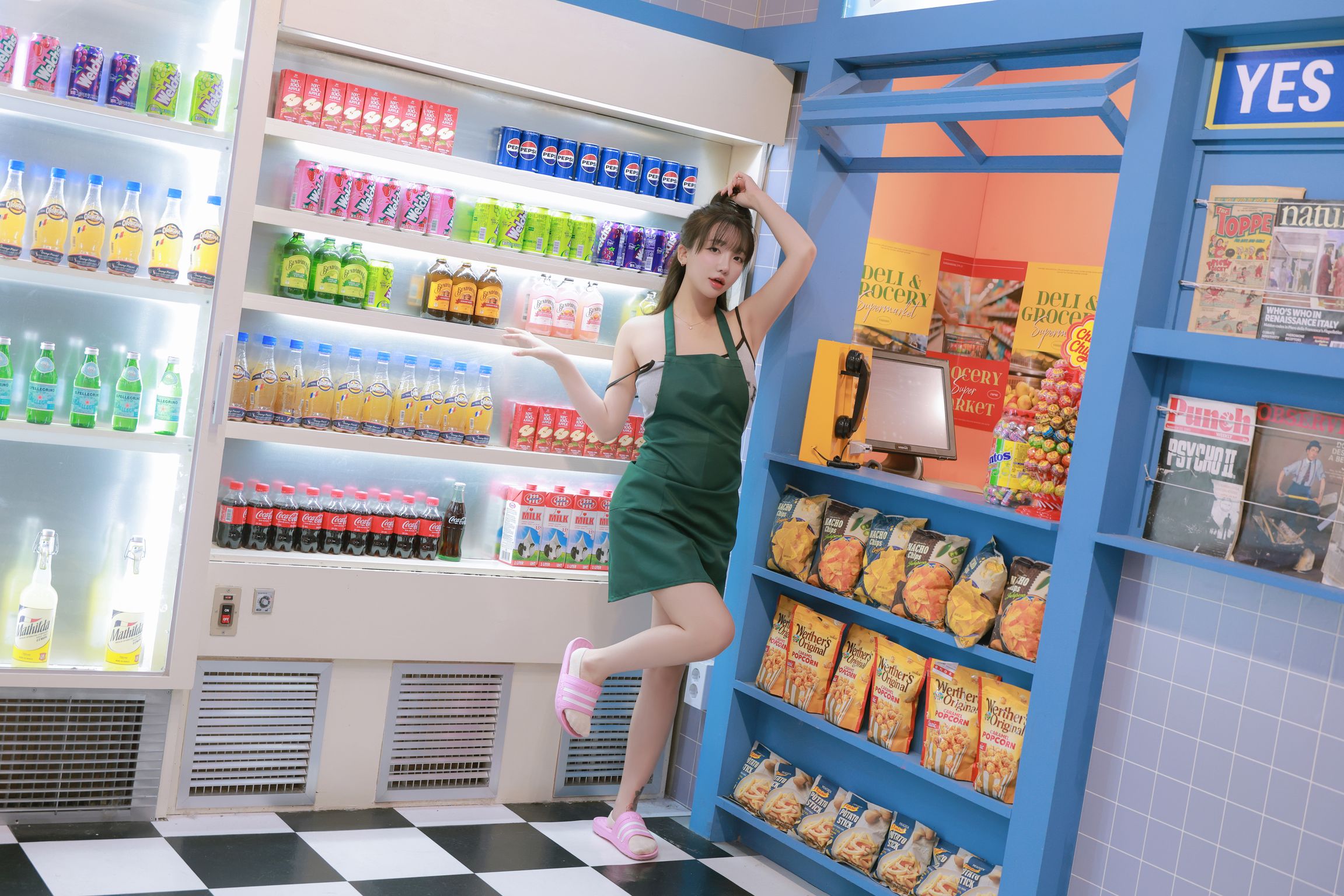 Son Ye-Eun (손예은): Night Shift 16 Son Ye-Eun (손예은): Night Shift