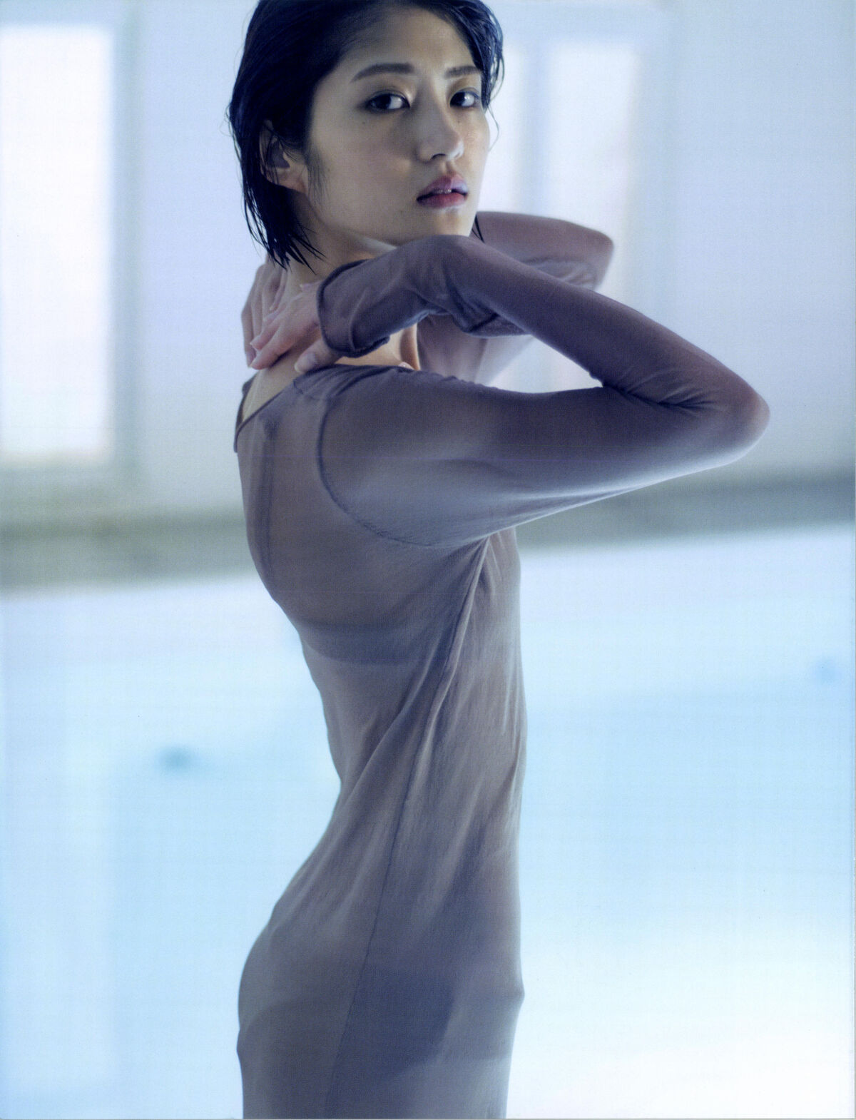 Yumi Wakatsuki 若月佑美 - 写真集 アンド チョコレート