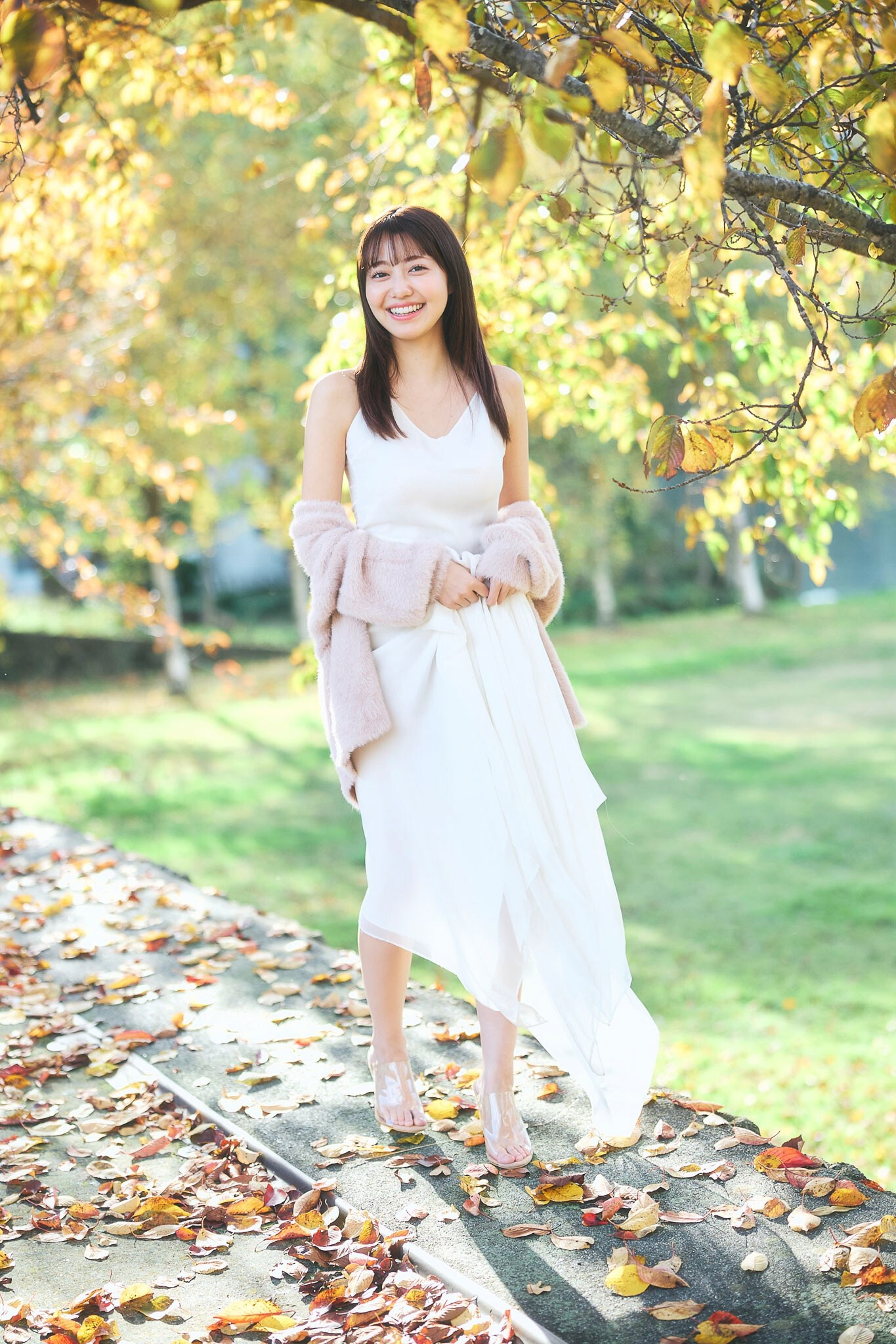 [Photobook] 高橋かの「幸運の笑顔」SPA！グラビアン魂デジタル写真集