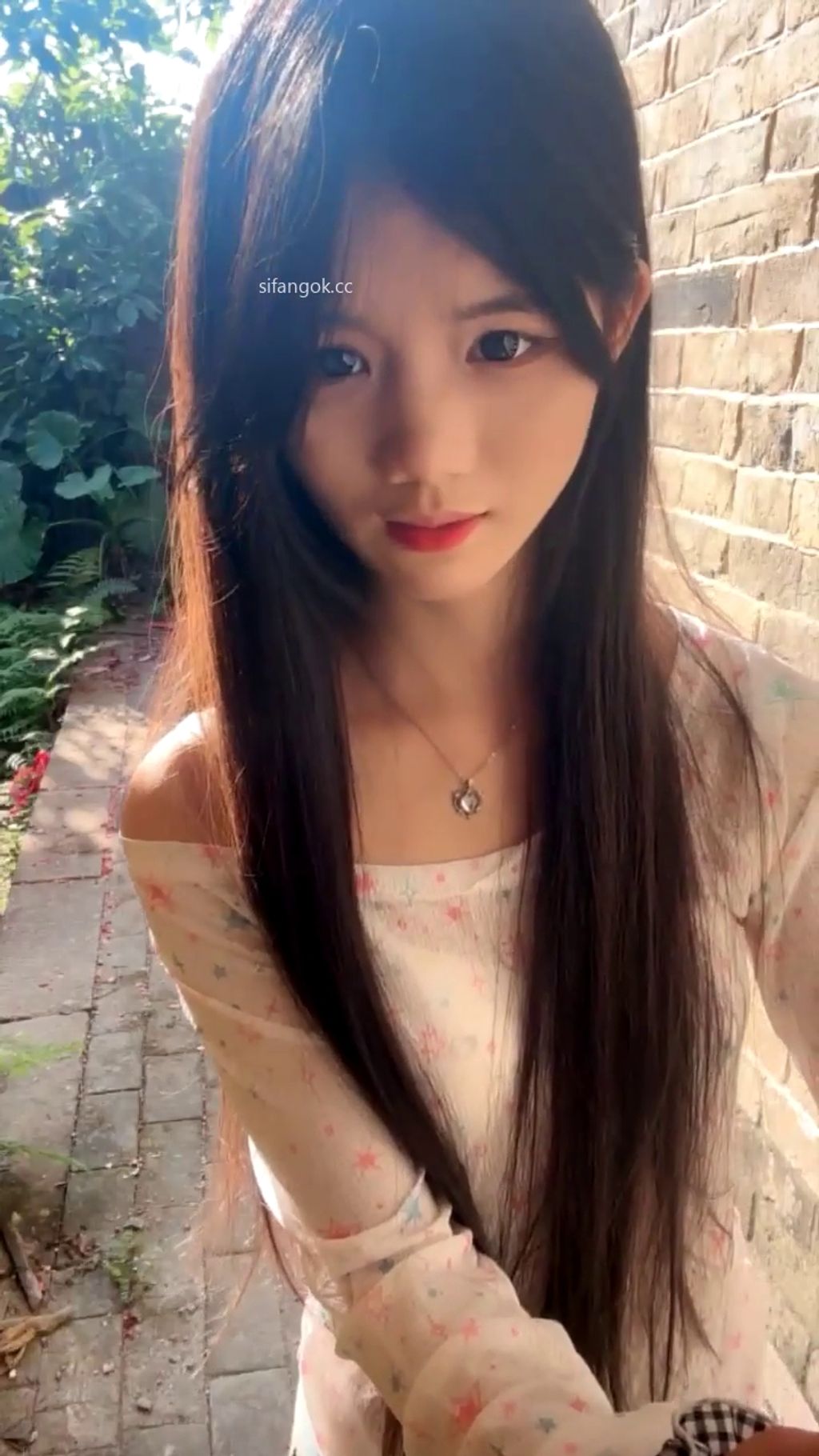 水嫩宝宝: 农村07年美少女 户外跳蛋 勾搭隔壁油腻大叔 17 水嫩宝宝: 农村07年美少女 户外跳蛋 勾搭隔壁油腻大叔