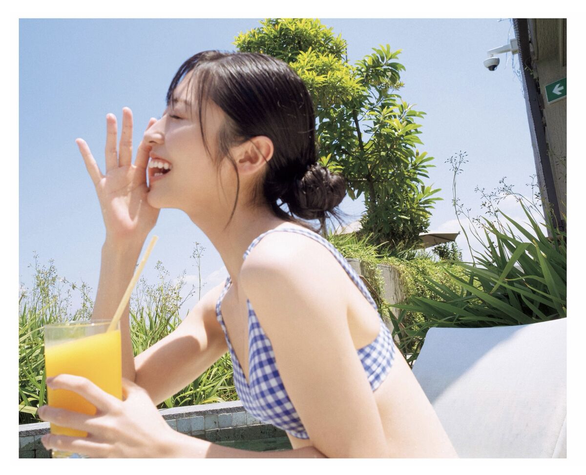 Airi Sato 佐藤綺星 - 1st写真集 天使の反射角度 Part02