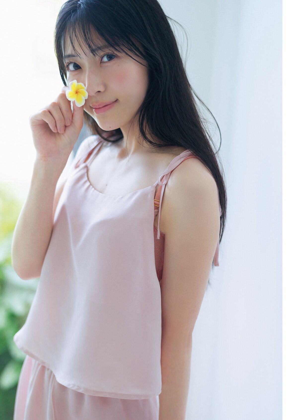 Airi Sato 佐藤綺星 - 1st写真集 天使の反射角度 Part01