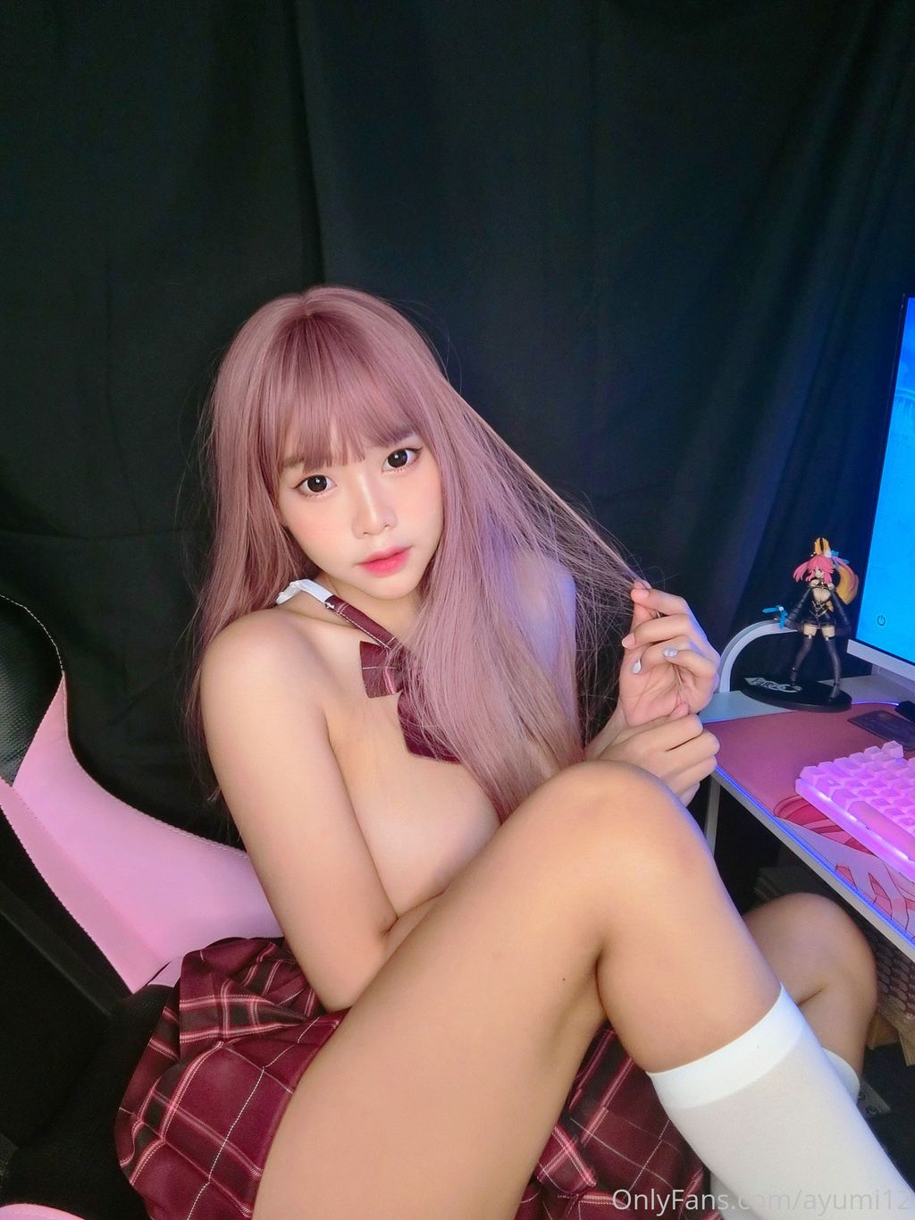 Ayumi12： 巨乳G奶妹子福利姬Onlyfans视频合集