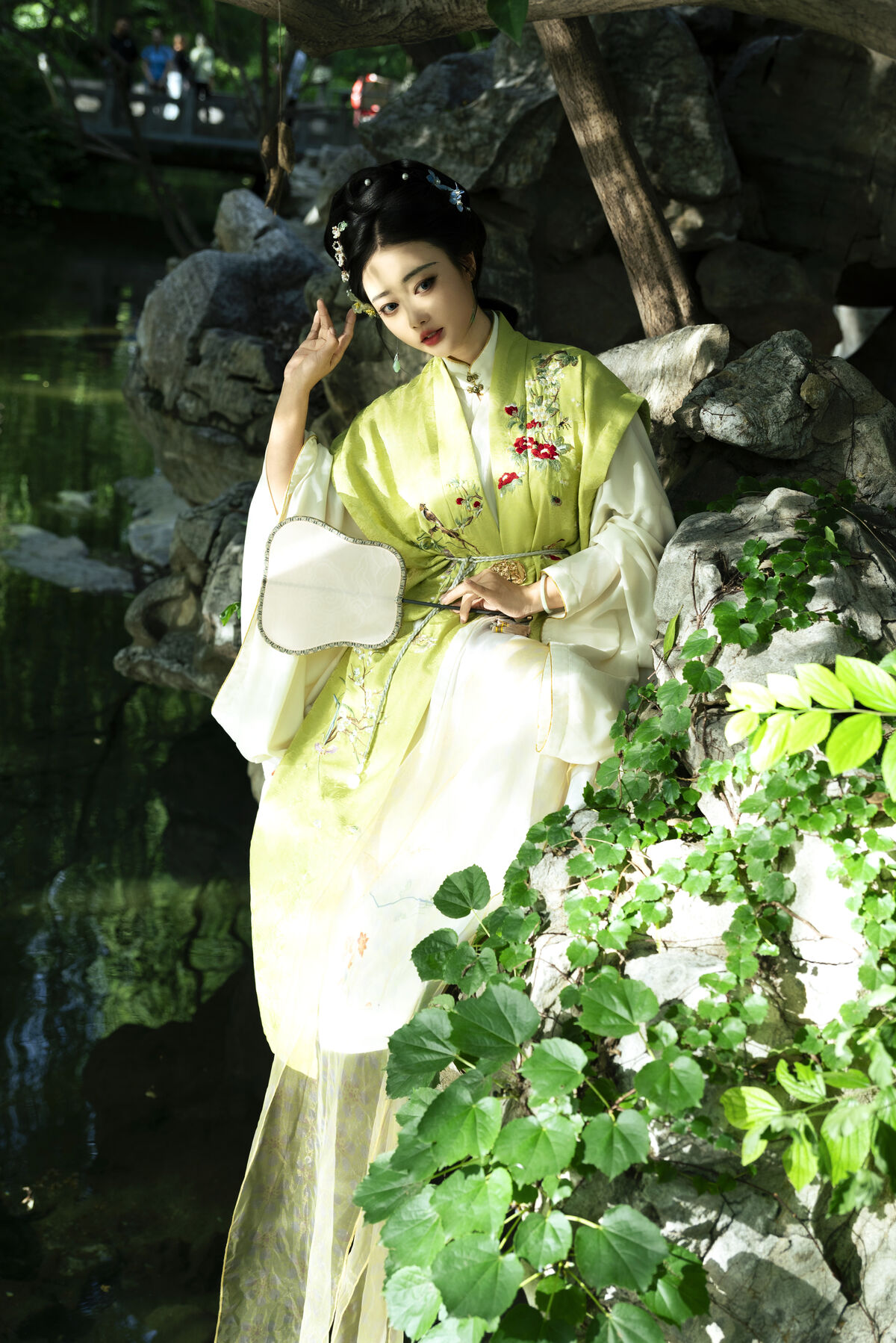YiTuYu艺图语 Vol.10448 Yi Ming