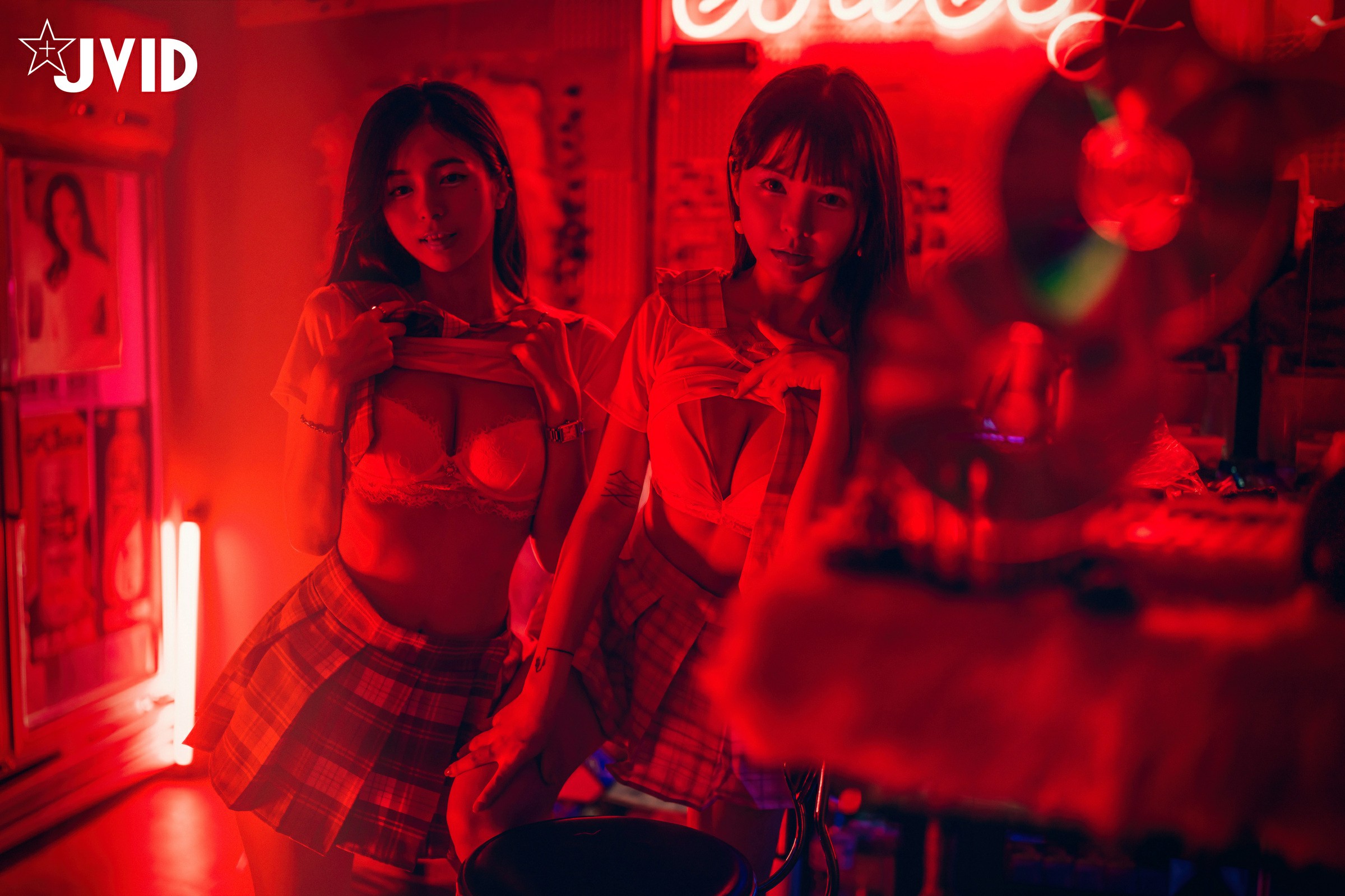 [JVID] 辰辰 & 胎尼 – 檳榔西施情色妄想