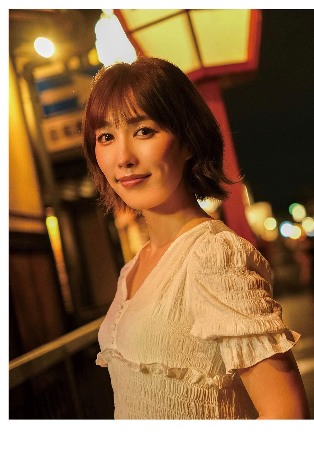 Shiori Tokunaga 徳永しおり - Travel Guide 旅のしおり