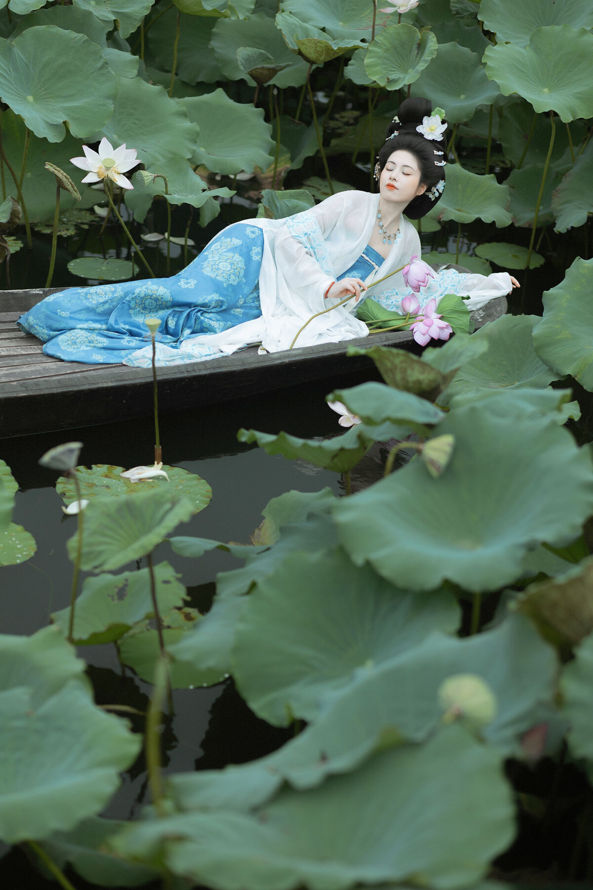 YiTuYu艺图语 Vol.10268 Mao Jiang
