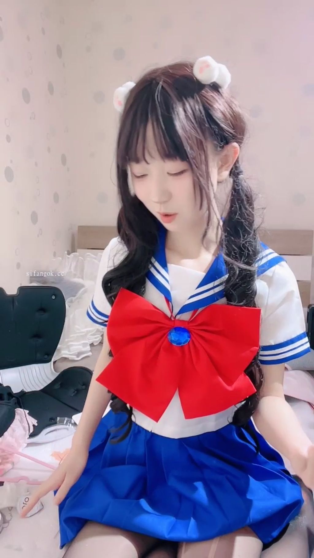 洛丽塔: 卡哇伊萌萌哒 穿着校服与闺蜜激情演绎 13 洛丽塔: 卡哇伊萌萌哒 穿着校服与闺蜜激情演绎
