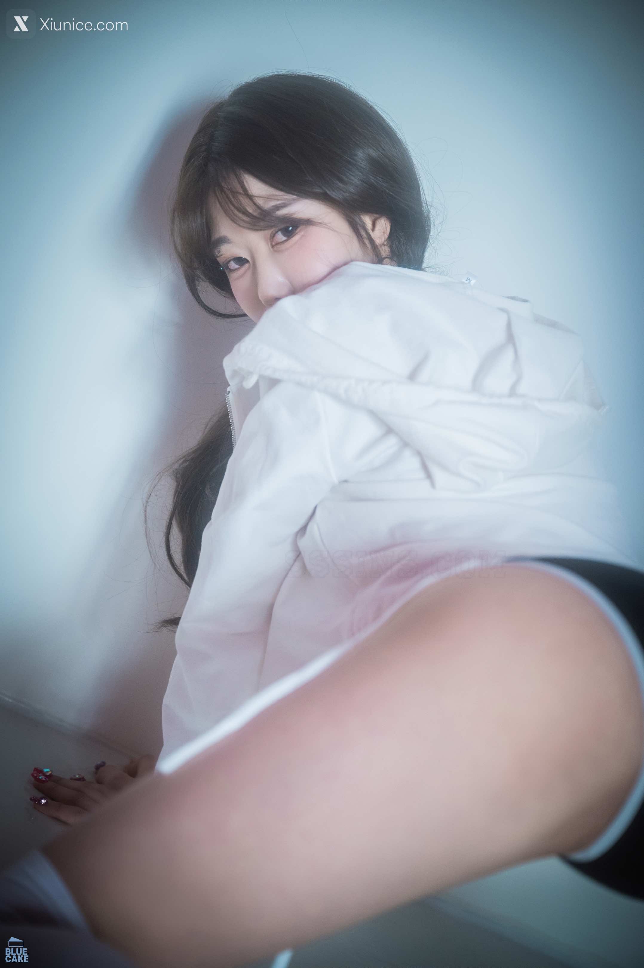 BLUECAKE Jung Eun – Dazzling No.1 4K