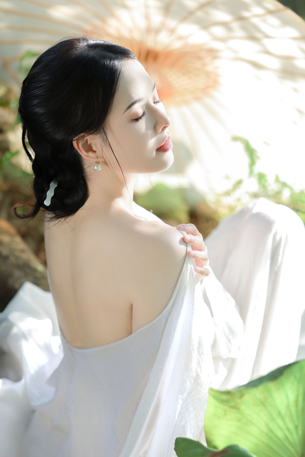 YiTuYu艺图语 Vol.10423 Yi Ming